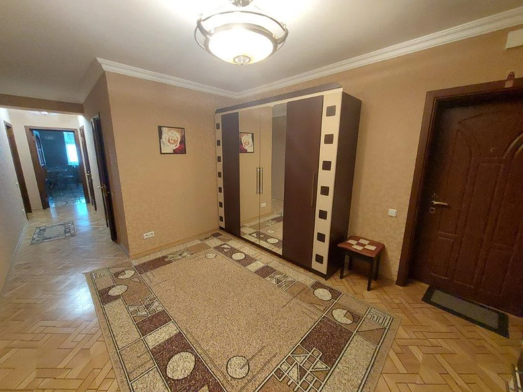 Оренда квартири Ярославський пров. 7/9 в Києві / W-7468918