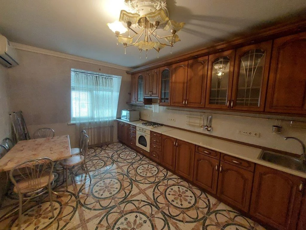 Оренда квартири Ярославський пров. 7/9 в Києві / W-7468918