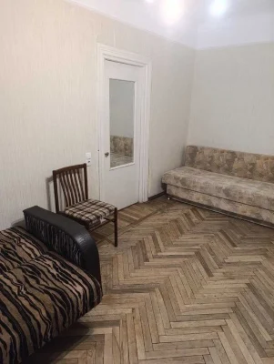 довгострокова оренда 2к квартири вул Білоруська 15/Лук"янівк