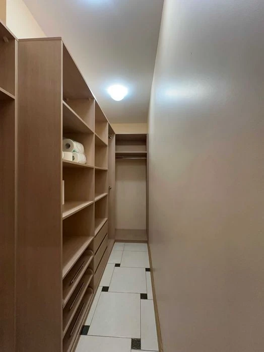 БЕЗ% Оренда просторої трикімнатної квартири 150m2 |м|Академм