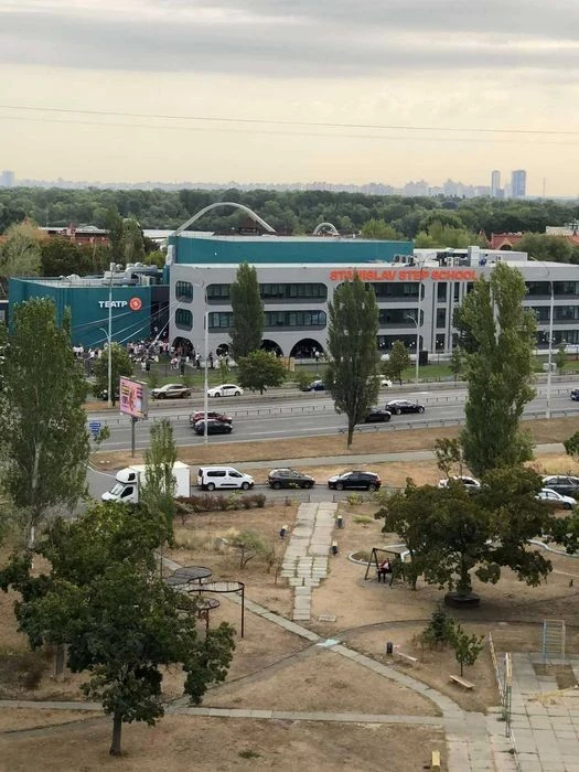 оренда двухкімнатної квартири метро "Оболонь ", пішки 10 хв.
