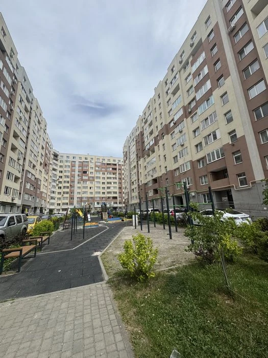 Продаж 1 кімн.квартири  новобудова вул.Угорська