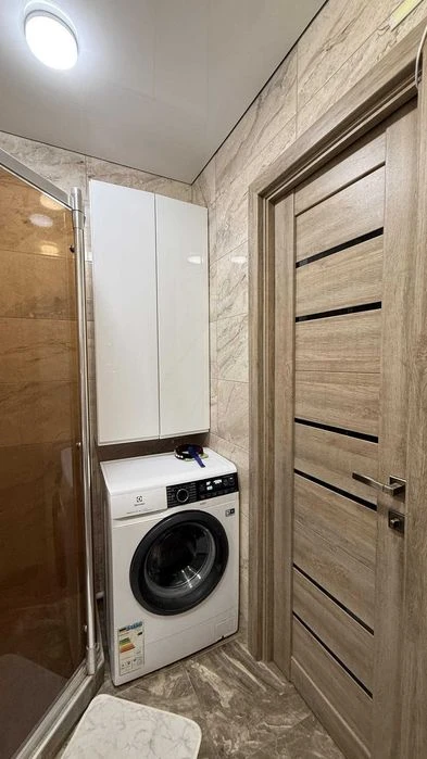 Продаж 3-кімнатної квартири | вул. Наукова, 24