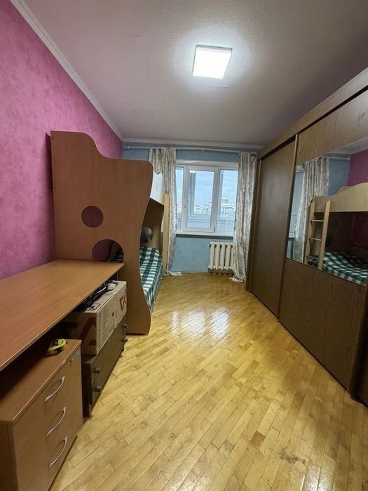 Оренда 2 кімн 55м2, Дарницький вокзал, вул Ялтинська