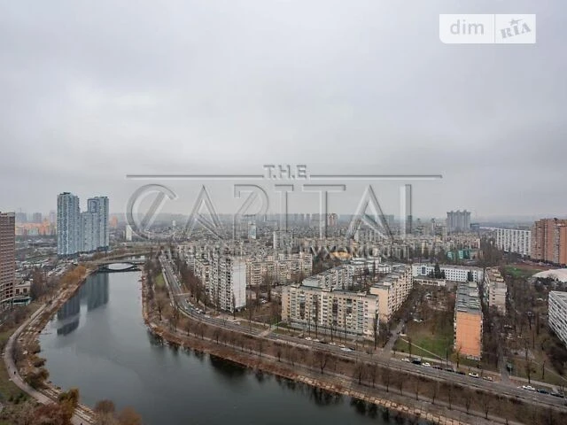 Продаж 3к квартири 186 кв. м на вул. Ованеса Туманяна 15А •