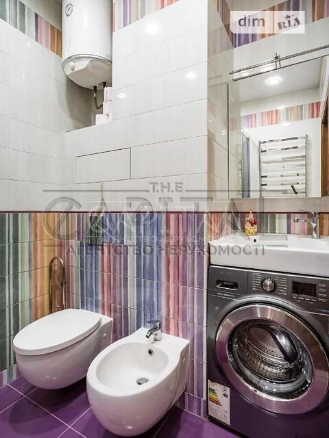 Продаж 3к квартири 186 кв. м на вул. Ованеса Туманяна 15А •
