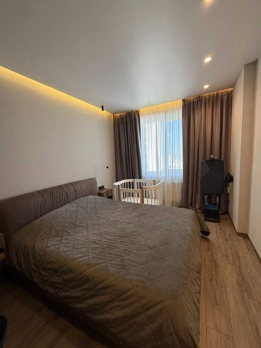 Продаж квартири 68м2 з ремонтом, меблями. Святошинський райо