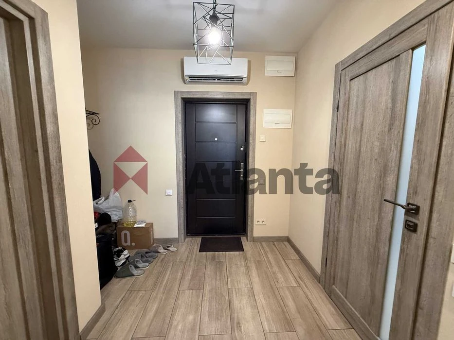 Продается однокомнатная квартира в новом доме.