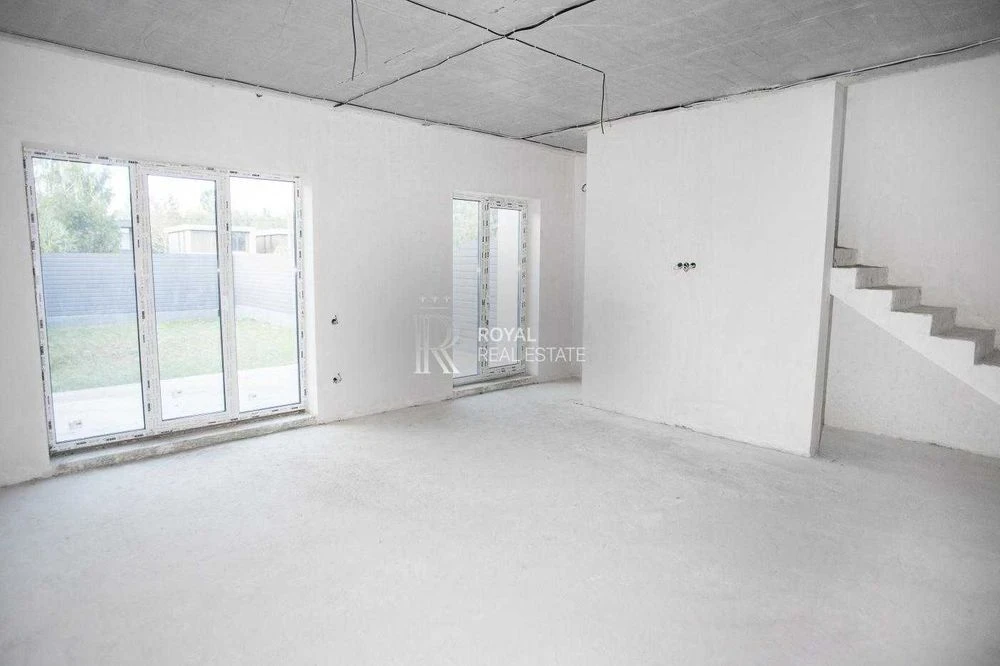Продаж Будинок Київ 4 кімнати 165 м² 4,5 сотки 2 км до метро