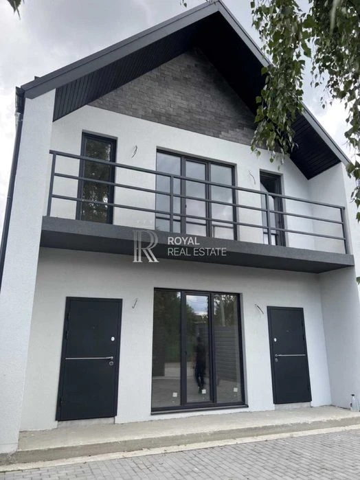 Продаж Будинок Київ 4 кімнати 165 м² 4,5 сотки 2 км до метро
