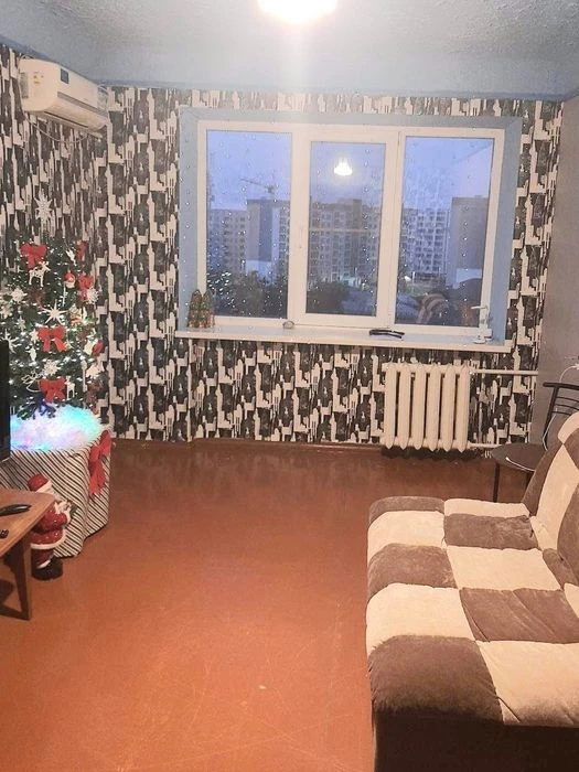 Gora, 3-room apartment for sale, Poltavsky Shlyakh St. 18