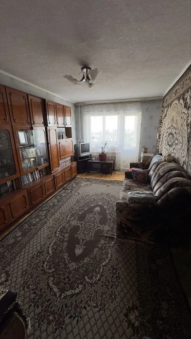 Продам 3к.кв-ру по ул.Космическая 8/9