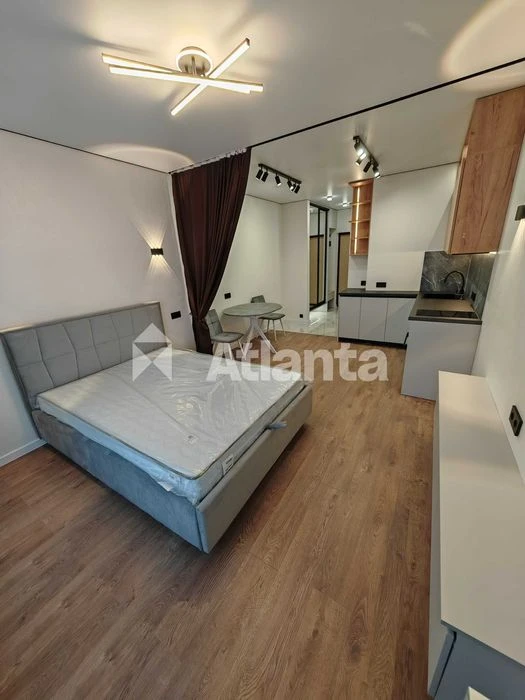 Смарт-студія 26 м² у ЖК Акварель-8: ремонт, меблі, 6 поверх