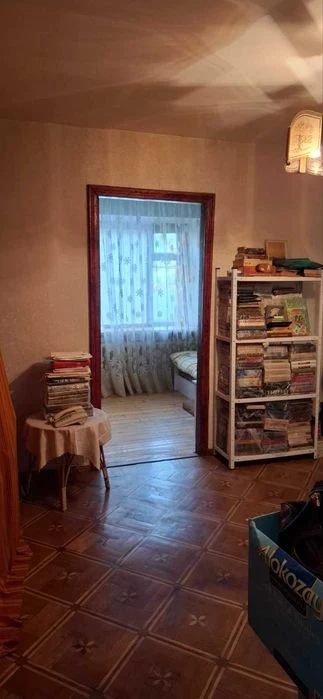 Продам 2-х комн. квартиру на Черняховского, рядом море.