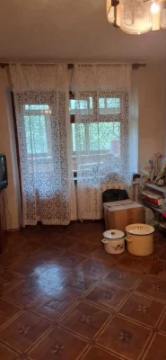 Продам 2-х комн. квартиру на Черняховского, рядом море.