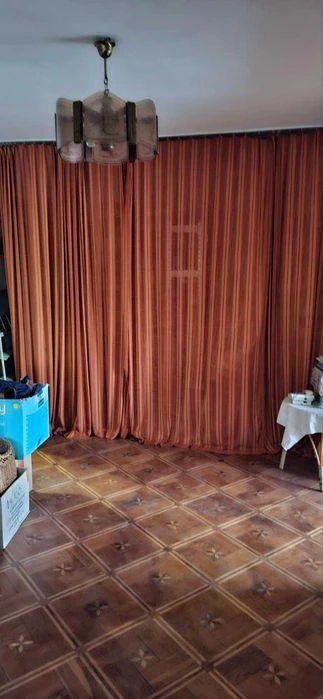 Продам 2-х комн. квартиру на Черняховского, рядом море.