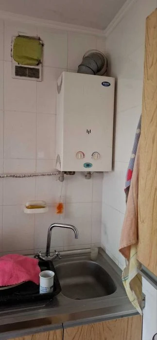 Продам 2-х комн. квартиру на Черняховского, рядом море.