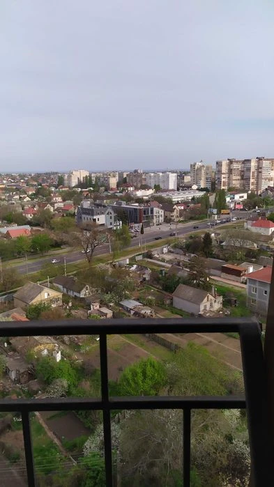 Продаж 1-кімнатної квартири в новому ЖК «Континент»
