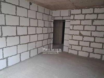 Продам 1 кімнатну квартиру у новому житловому комплексі.