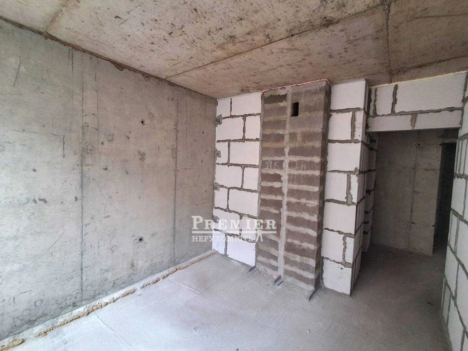 Продам 1 кімнатну квартиру у новому житловому комплексі.