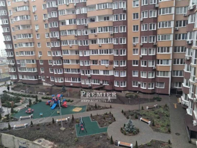Продам 1 кімнатну квартиру у новому житловому комплексі.