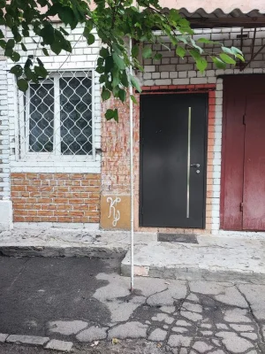 Продам гостинку со своим санузлом и мини кухней в Индустриал