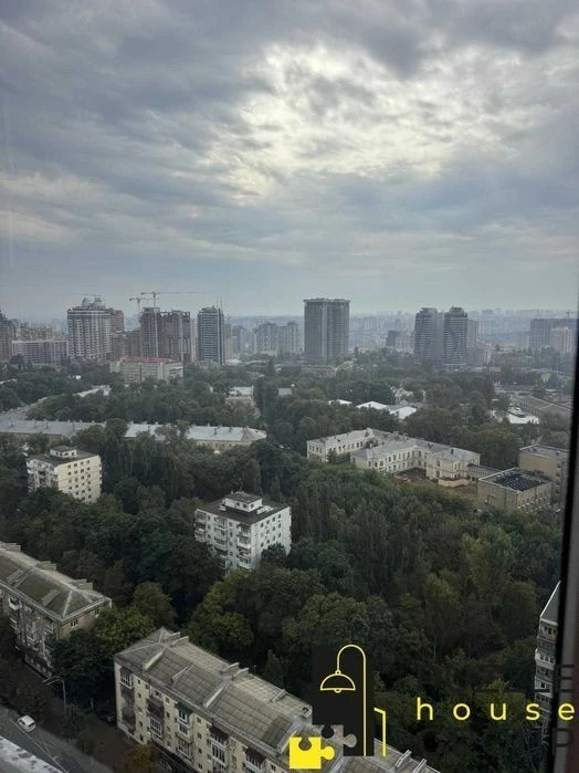 1-room apartment for sale in the center of Kyiv - Lesi Ukrainky Blvd., 7A