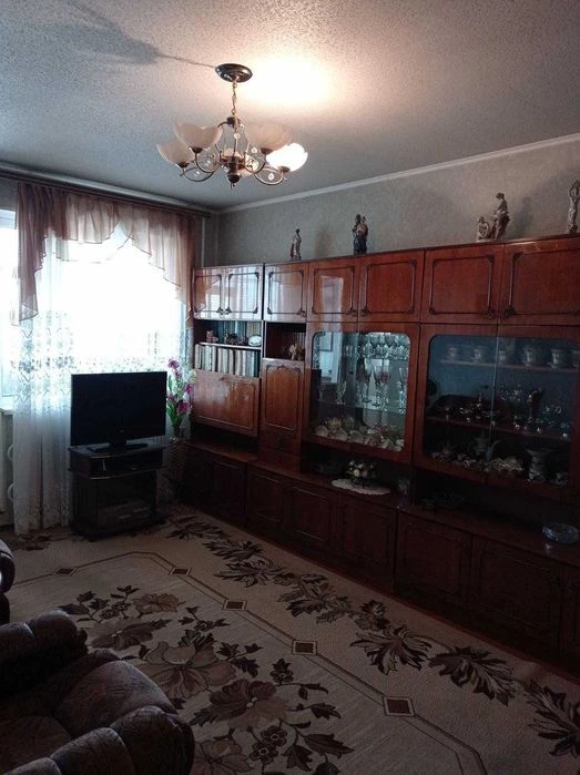 Продам квартиру метро 5 минут г.Харьков Салтовка
