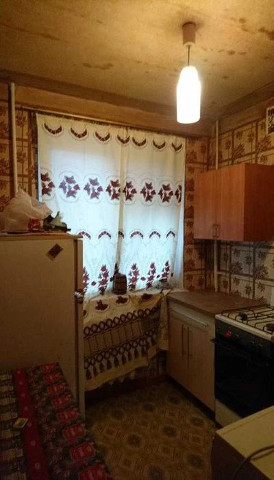 Продам 2 к. кв. 2/5, Новые Дома, улица Каденюка