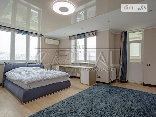 Sale of 3-room apartment 150 sq. m on Chavdar Yelyzavety 2 st. • ID