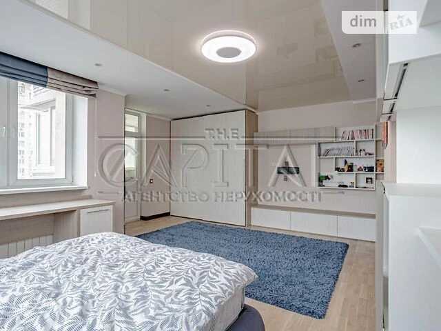 Sale of 3-room apartment 150 sq. m on Chavdar Yelyzavety 2 st. • ID