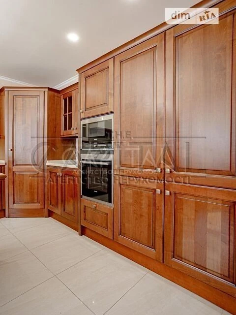Sale of 3-room apartment 150 sq. m on Chavdar Yelyzavety 2 st. • ID