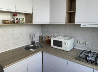 Продам 2 к квартиру метро Наукова Ля сільпо Клочковская.