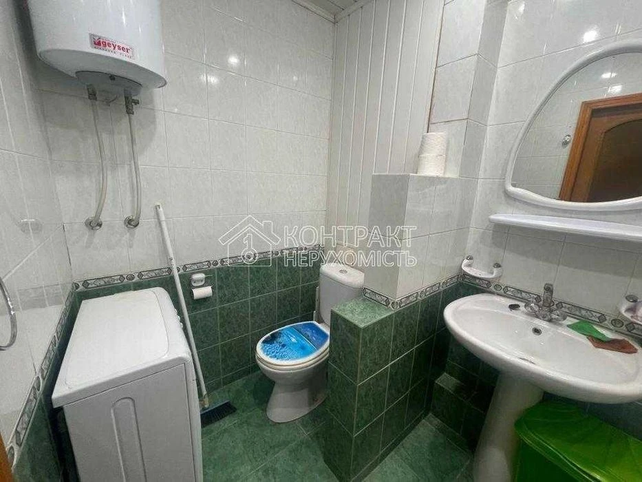 Продам 2 к квартиру метро Наукова Ля сільпо Клочковская.