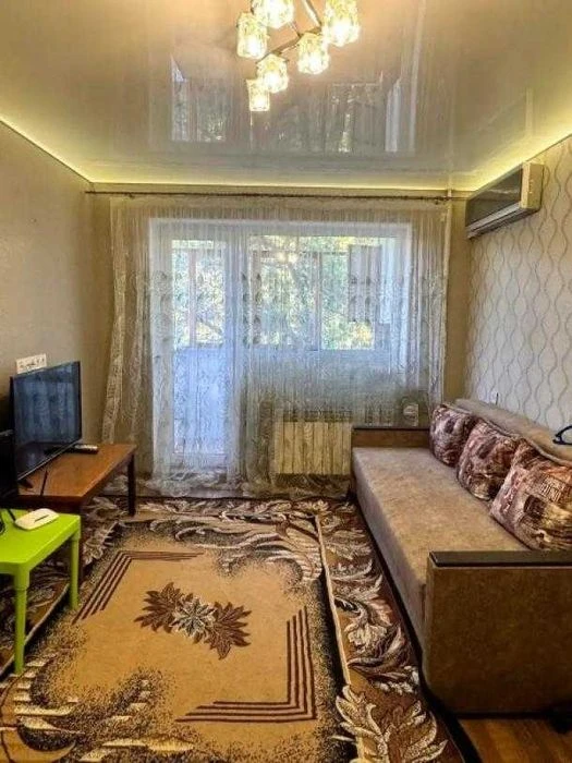 Продам квартиру по ул. Ньютона