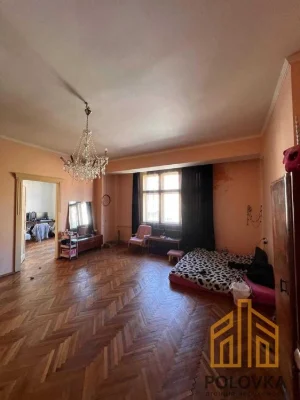 Продаж 2-кімнатної квартири, Центр