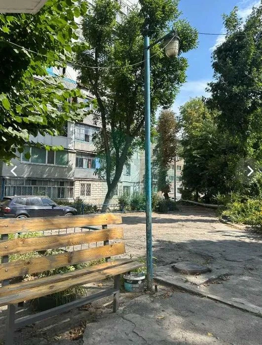 Продажа 4-комнатной квартиры, ул. Мозолевского 13,12 квартал