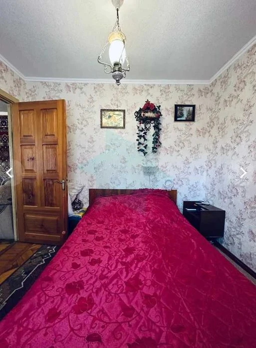 Продажа 4-комнатной квартиры, ул. Мозолевского 13,12 квартал