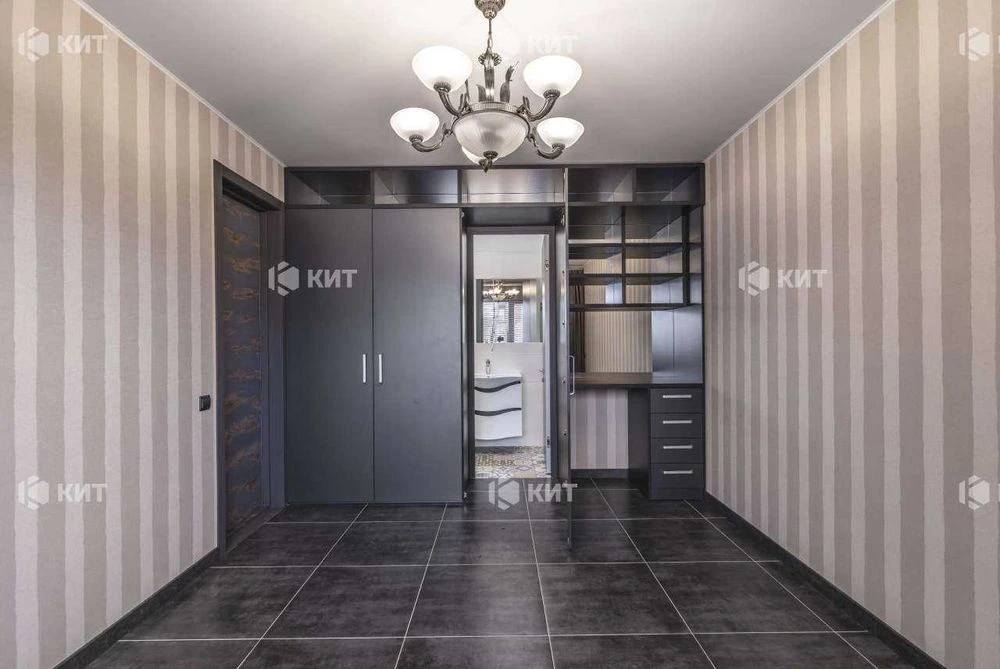 Дім 250 м2, Павлово поле, пр. Науки 65, Олексіїївка (Алексее
