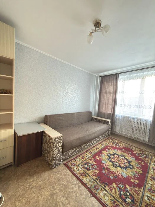 Продаж гостинки на 101 м-ні