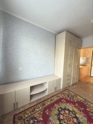 Продаж гостинки на 101 м-ні