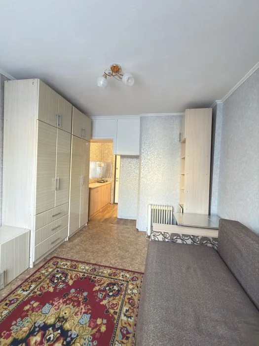 Продаж гостинки на 101 м-ні