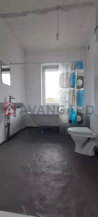 Продам теплий будинок 205м2 з газом та електро, 10 сот. біля