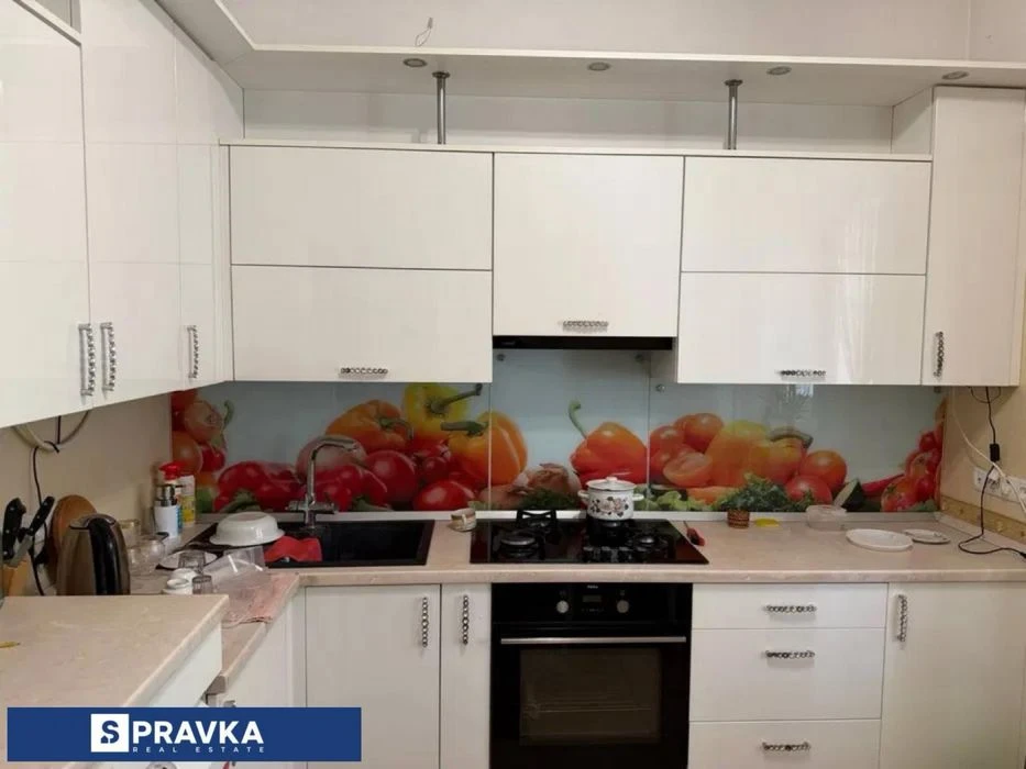 Продаж просторого будинку в пересипском районі двох поверхов