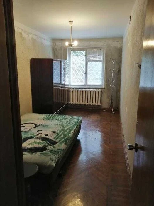 В продаже двухкомнатная квартира на Хтз