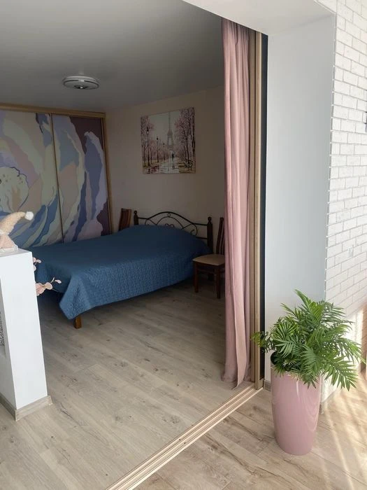 Продам 1 квартиру 64 квм в ЖК Преміум Парк