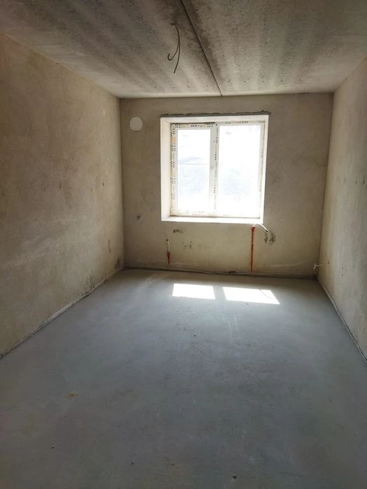 Продається 2 км квартира у новому ЖК по вул.Лучаківського р-