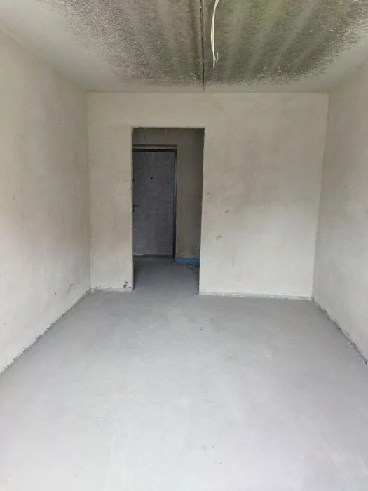 Продається 2 км квартира у новому ЖК по вул.Лучаківського р-