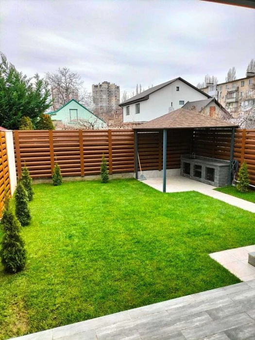 Современный дом на Таирова - комфорт, стиль и приватность!