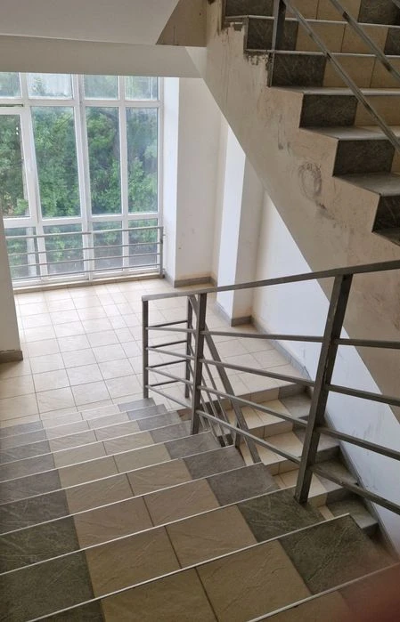 Продаю 3 квартиру новострой Центр